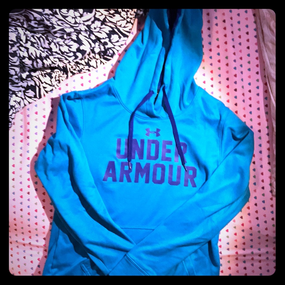 Blue sweatshirt